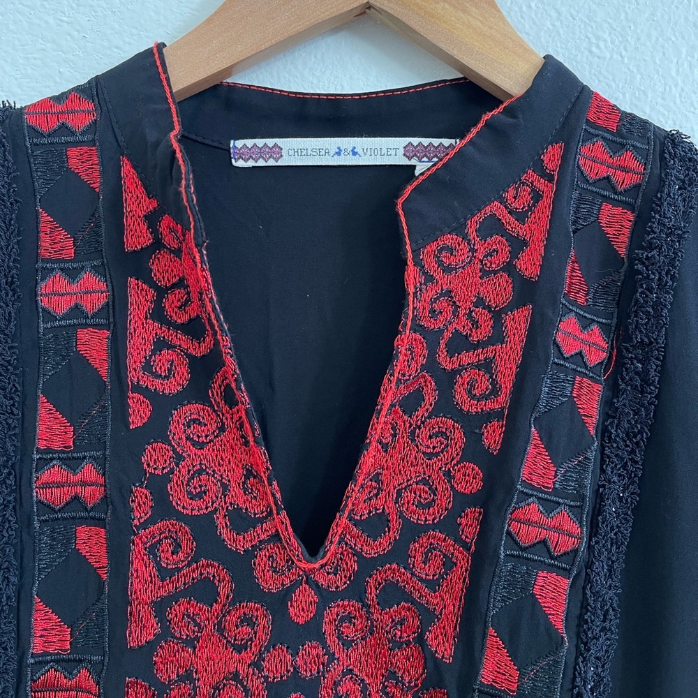Chelsea & Violet Long-Sleeve in black with red embroidery Size Small